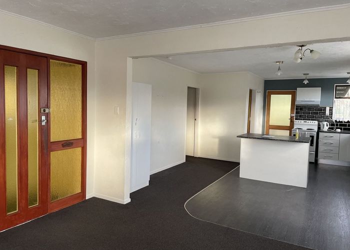  at 142 Mark Avenue, Grenada Village, Wellington, Wellington