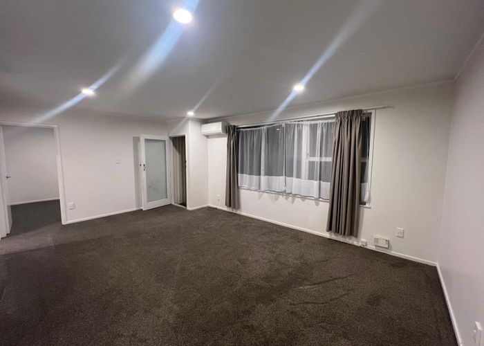  at 2/9 Matiere Road, Onehunga, Auckland City, Auckland
