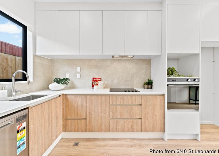  at 4/40 St Leonards Road, Kelston, Waitakere City, Auckland