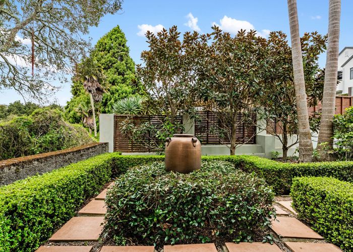  at 16 Allen Johnston Place, Saint Johns, Auckland City, Auckland