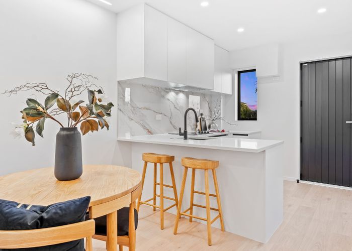  at 1/27 Britton Avenue, Mount Roskill, Auckland