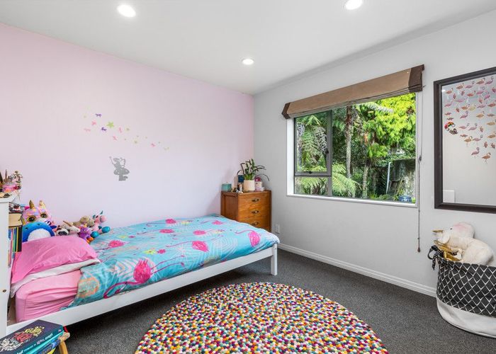  at 31 Turanga Road, Henderson Valley, Auckland