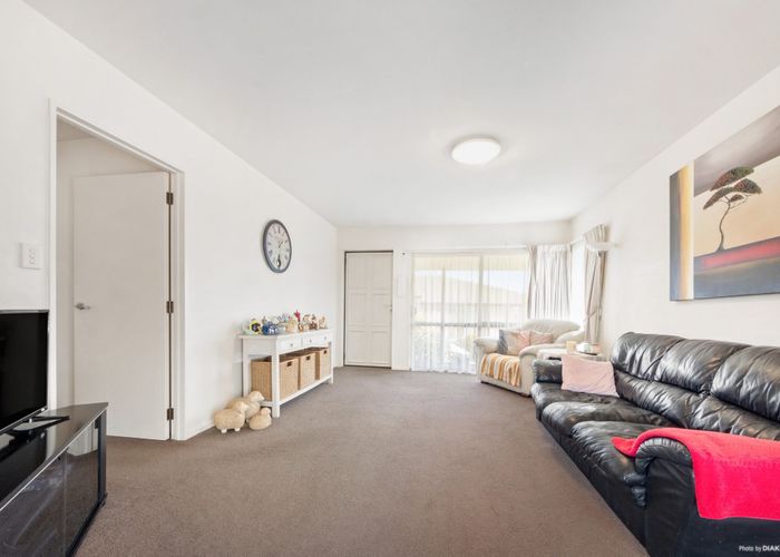  at 12/197 Royal Road, Massey, Waitakere City, Auckland