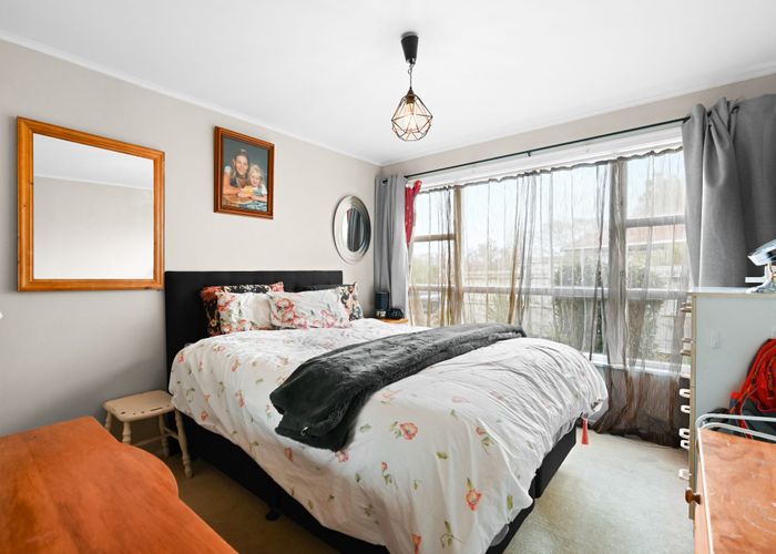  at 15 Joanna Place, Deanwell, Hamilton, Waikato