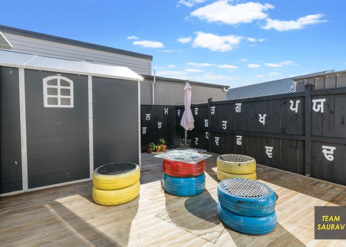  at 6 Combat Street, Papakura, Papakura