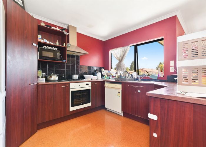  at 1 Corsair Place, Melville, Hamilton