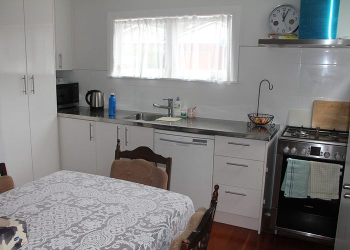 For rent 24 Rotoiti Street, Johnsonville, Wellington, Wellington