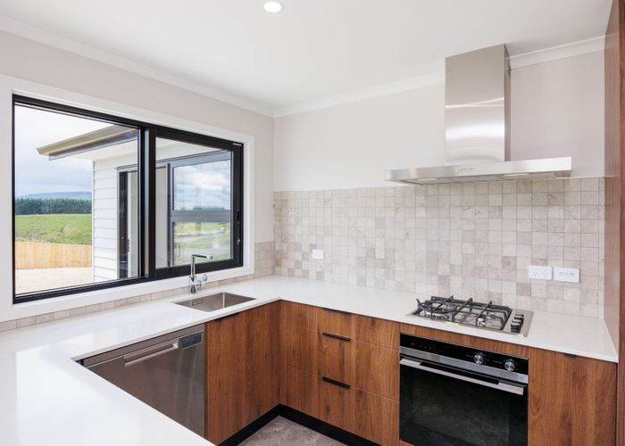  at 4 Corfu Crescent, Fitzherbert, Palmerston North, Manawatu / Whanganui