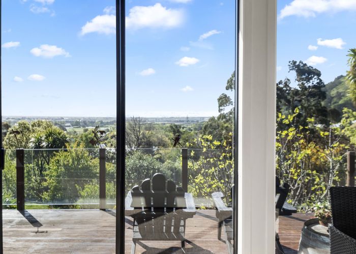  at 16 Morgans Valley, Heathcote, Christchurch City, Canterbury
