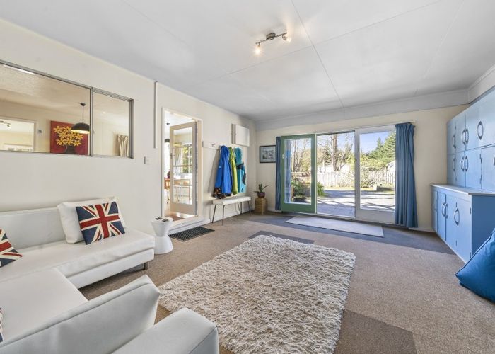  at 3145A White Rock Road, White Rock