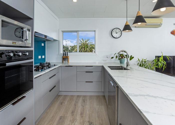  at 1/10 Corric Hill, Torbay, North Shore City, Auckland
