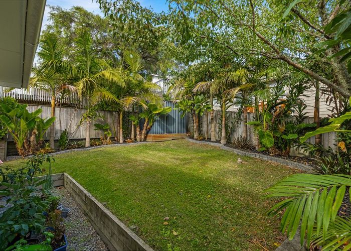  at 39 Keegan Drive, Massey, Waitakere City, Auckland