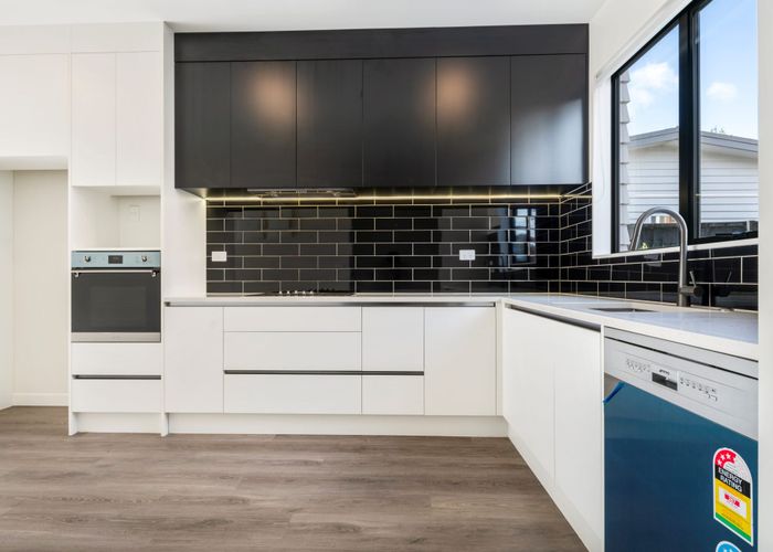  at 21B Lumbarda Drive, Huapai, Rodney, Auckland