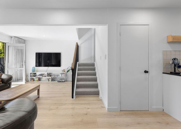  at 4/100 Papanui Road, Merivale, Christchurch City, Canterbury
