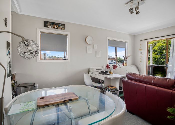  at 4/203 Riddell Road, Glendowie, Auckland