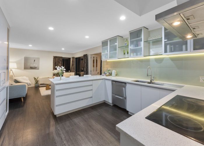  at 8 Sapphire Grove, Birchville, Upper Hutt