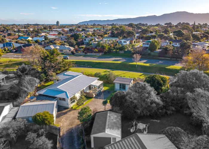  at 40 Rosewood Place, Paraparaumu, Kapiti Coast, Wellington