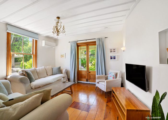  at 16 Jellicoe Street, Greytown