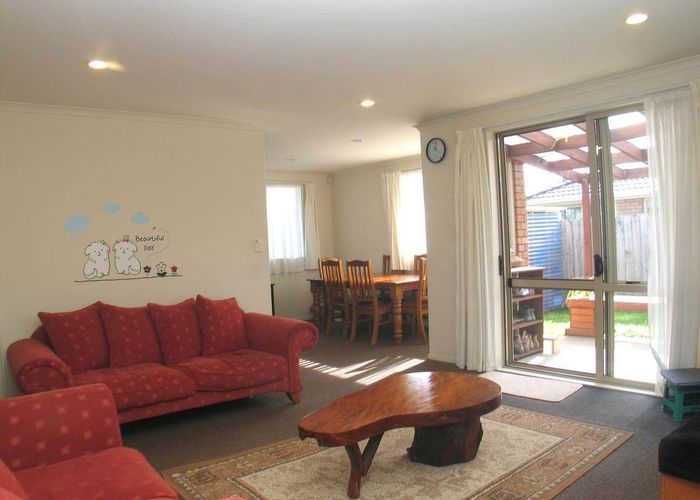  at 8 Serenity Place, Flat Bush, Manukau City, Auckland