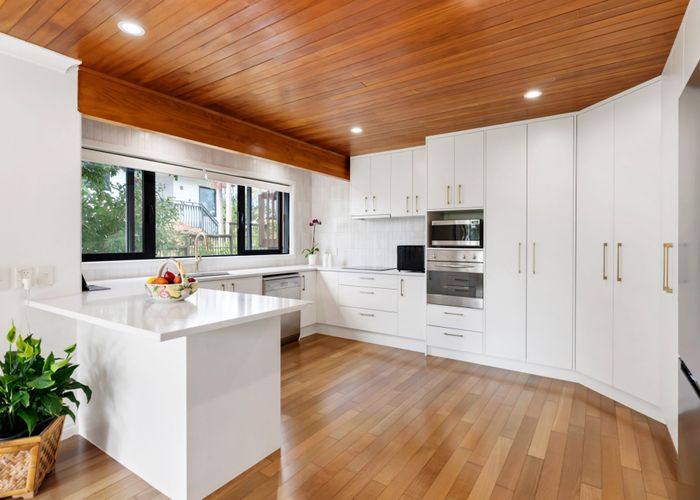  at 42C Redwing Street, Browns Bay, Auckland