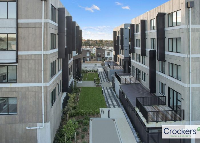  at 301/7 Rauemi Way, Te Atatu South, Waitakere City, Auckland