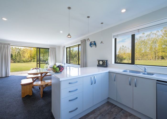  at 231 Westdale Road, Redwood Valley