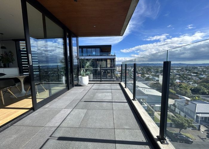  at 402/1 Turakina Street, Grey Lynn, Auckland