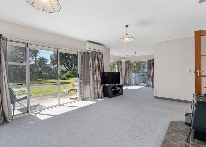  at 40 Rauparaha Street, Waikanae Beach, Waikanae