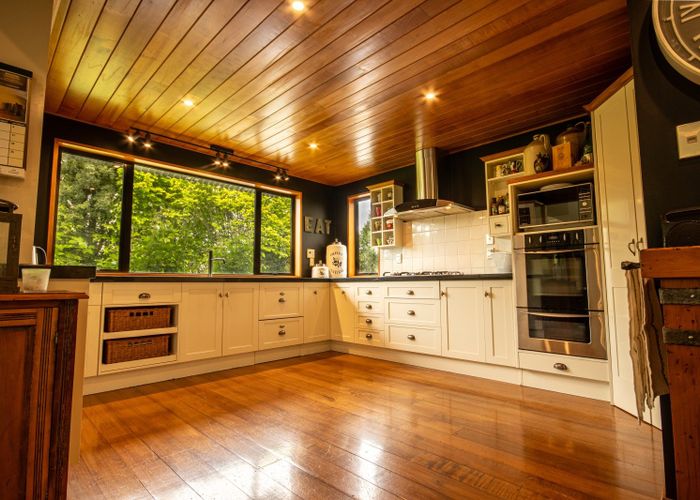  at 201 Lochiel Branxholme Road, Lochiel, Winton