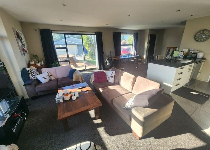  at 4 Gates Lane, Woolston, Christchurch