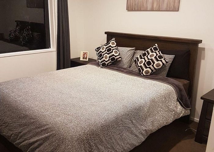  at 4/17 Waipa Street, Birkenhead, North Shore City, Auckland