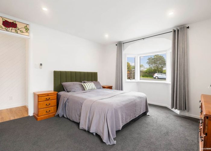  at 114 Sunnyside Road, Sunnyvale, Waitakere City, Auckland