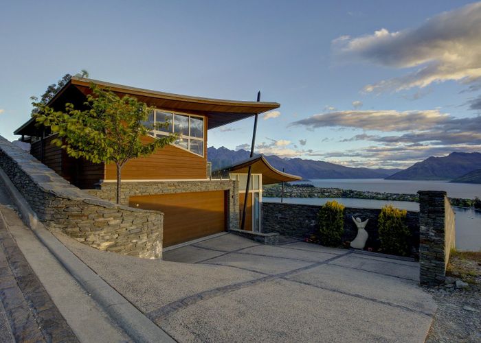  at 114 Hensman Road, Queenstown, Queenstown