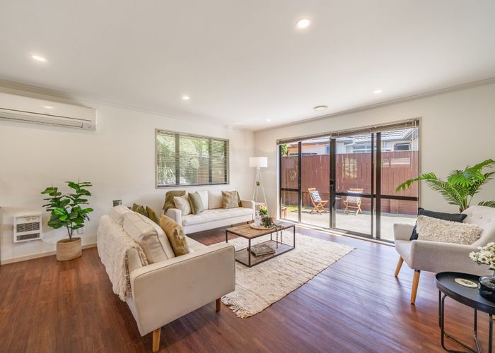  at 6 McEwen Crescent, Riverstone Terraces, Upper Hutt, Wellington
