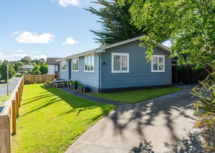  at 1/102 Elizabeth Street, Tauhara, Taupō