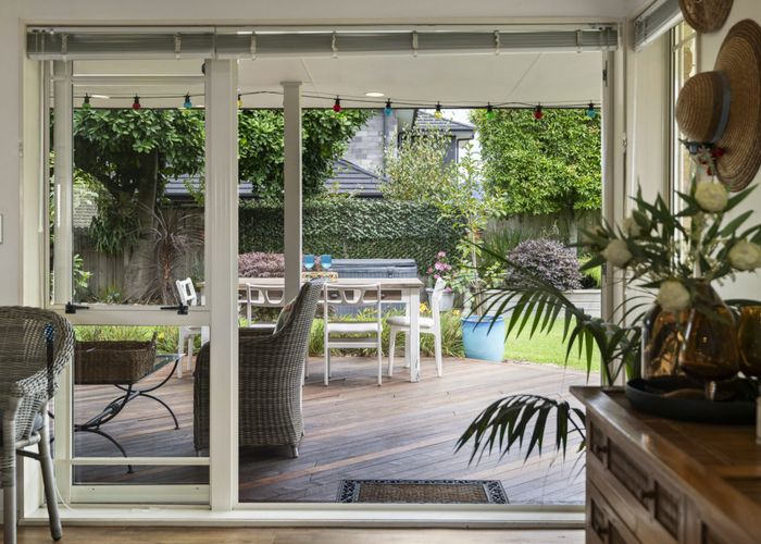  at 16 Aristoy Close, Conifer Grove, Papakura, Auckland