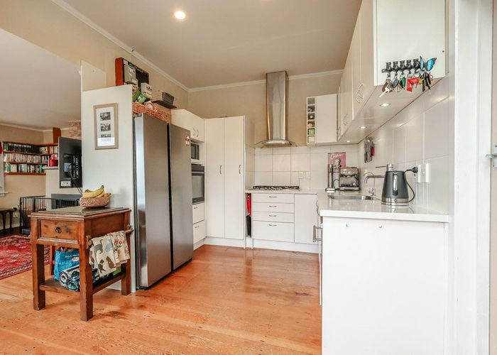 at 75 Oxley Crescent, Broad Bay, Dunedin, Otago