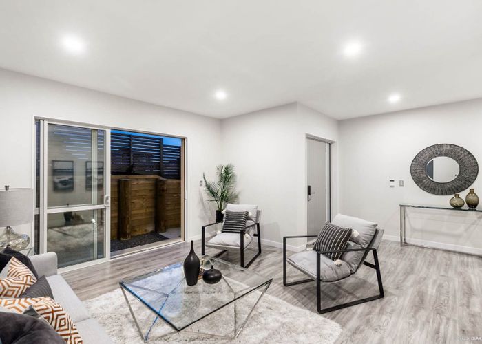  at 8 Takurua Terrace, Orewa, Orewa