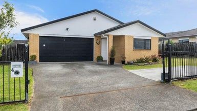  at 4 Shah Lane, Mangere, Auckland