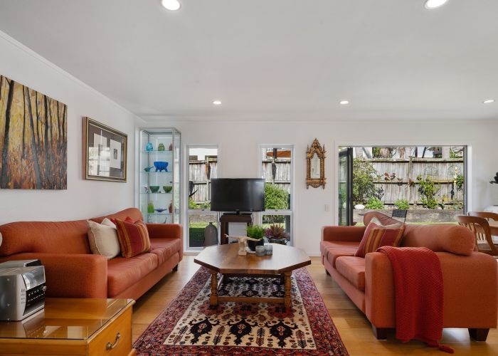  at 3/70 Hinemoa Street, Birkenhead, Auckland