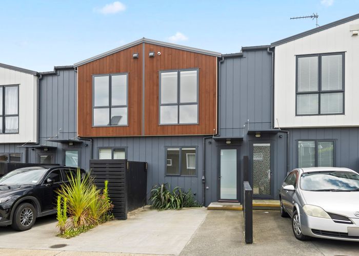  at 9 Bugle Road, Totara Park, Manukau City, Auckland