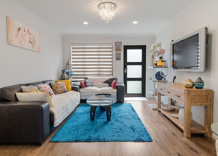  at 13 Lovely Lane, Manurewa, Manukau City, Auckland