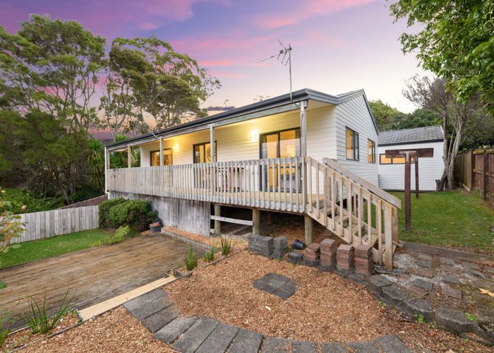  at 18A Poto Street, Te Atatu South, Auckland