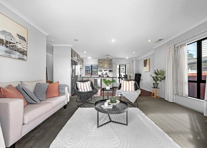  at 42 Arrowsmith Drive, Flat Bush, Manukau City, Auckland