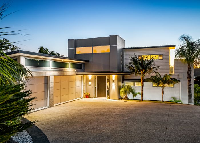  at 8 Kerema Way, Schnapper Rock, Auckland