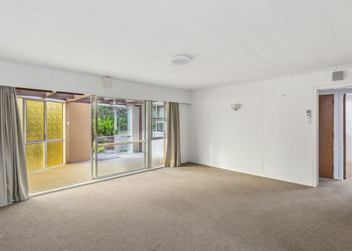  at 2/40 Teoti Street, Paraparaumu Beach, Kapiti Coast, Wellington