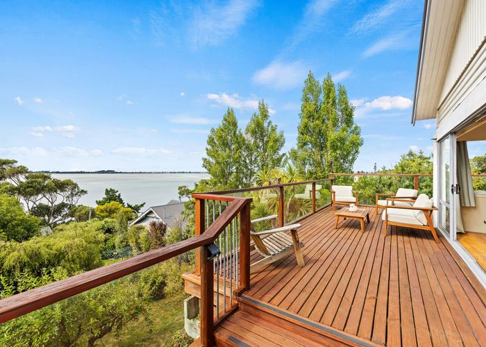  at 7 Rangatira Terrace, Mount Pleasant, Christchurch City, Canterbury