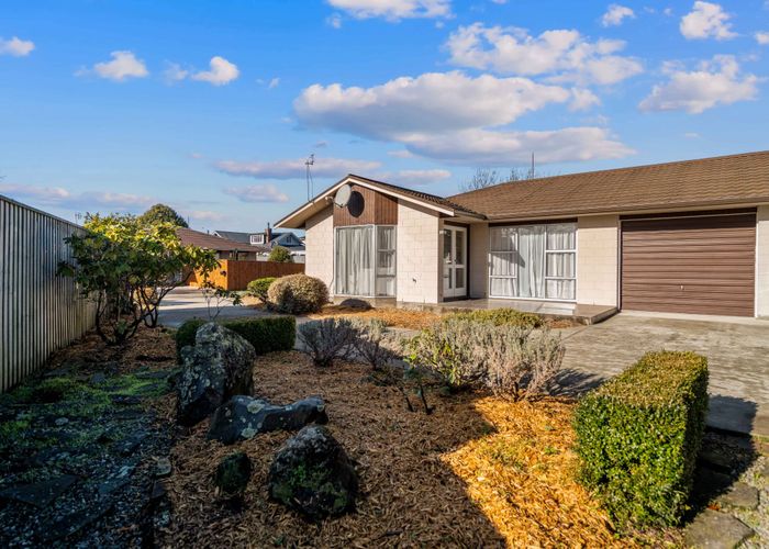  at 1/8 Hythe Lane, St. Martins, Christchurch City, Canterbury