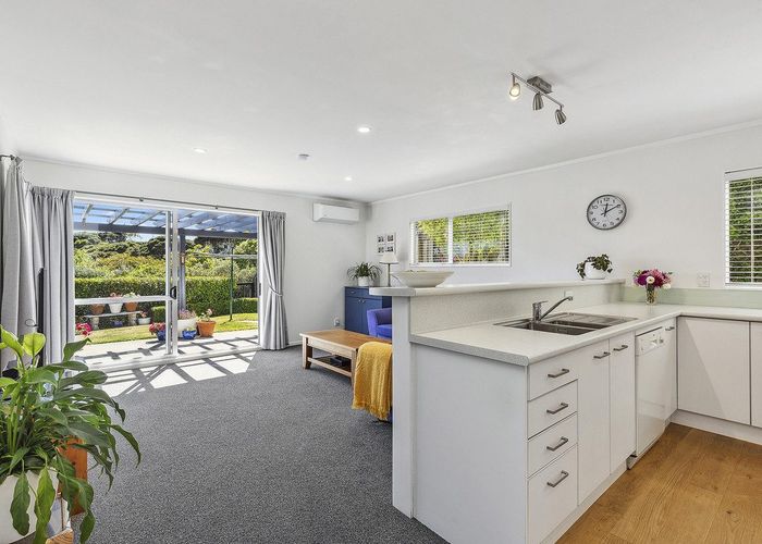  at 2 Musket Lane, Whitby, Porirua