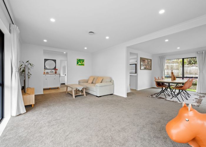  at 62 Bob Charles Drive, Golflands, Manukau City, Auckland